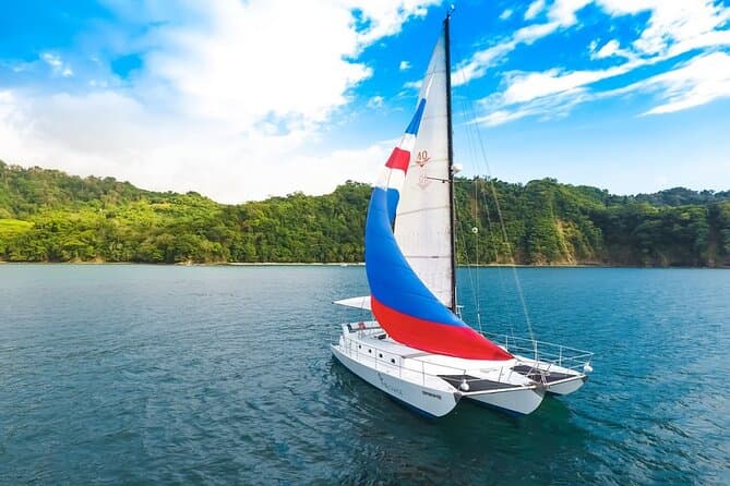 VIP All-Inclusive 50′ Catamaran to a Private Island