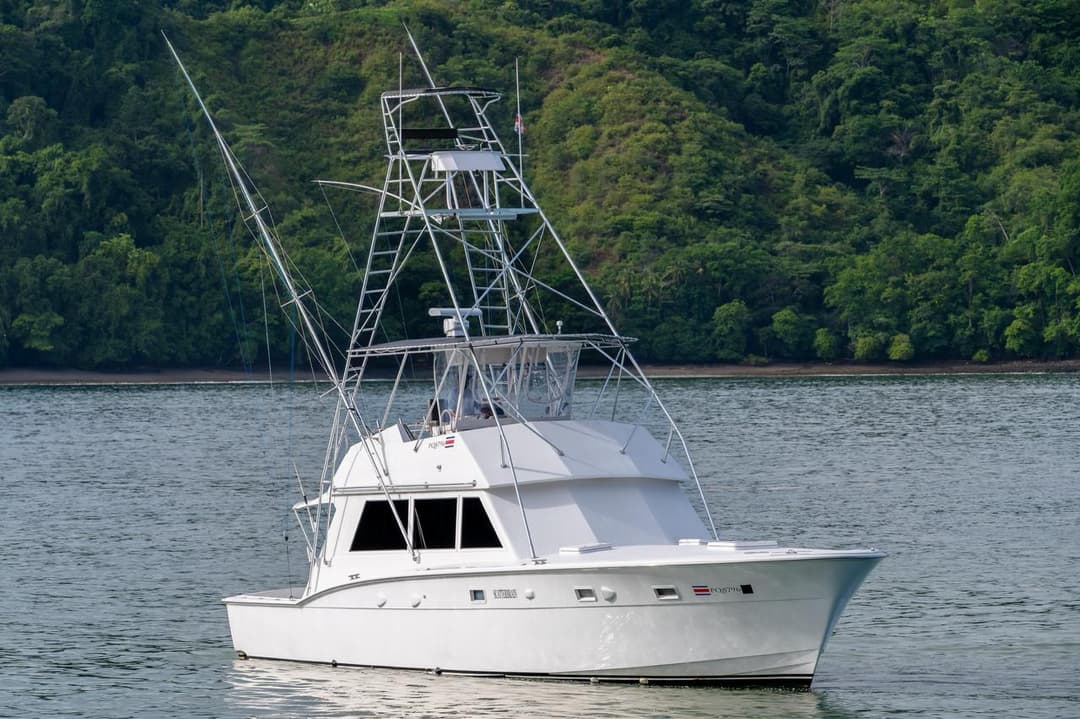 Scatterbrain – 52′ Hatteras Luxury