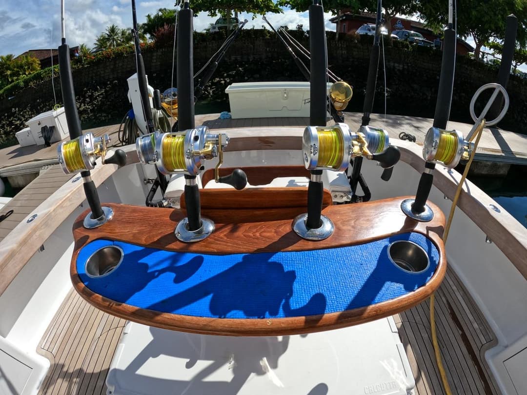 Fire Fly – 43′ Custom Maverick